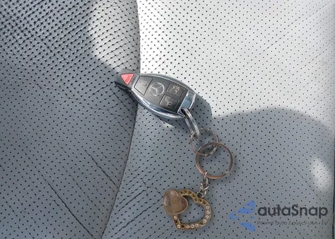 2003 Mercedes-Benz C 240 from USA, damaged, VIN WDBRF61J53F335285